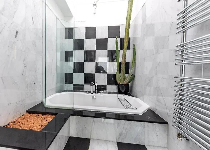 Vienna City Suites Вена