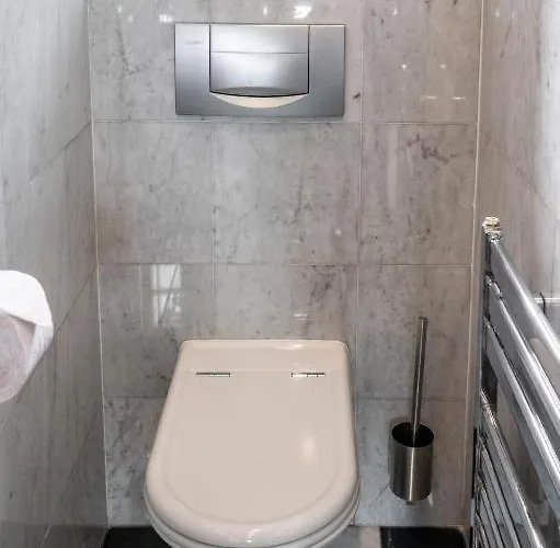 Vienna City Suites * Viena